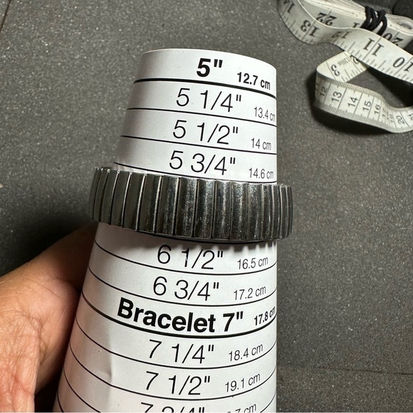 Speidel Express Ladies Quartz Tank Watch Silver Tone Roman Numeral Dial Working - Picture 9 of 9